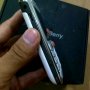 Jual blackberry onyx (9700) white XGRS tam