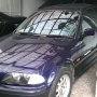 JUAL BMW 318i 2000 BIRU KM43000