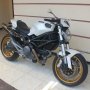 JUAL DUCATI MONSTER 696 ( CBU ) PUTIH 2011