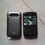 Blackberry onyx 9780 black..garansi 2 thn + garansi mati total & kena air