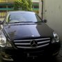 MERCEDES BENZ R350 2008 hitam,km16500