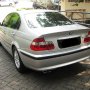 Jual BMW 325i 2003 SILVER ON BEIGE