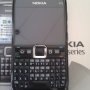 Jual Nokia E71 Black, ganteng gan 